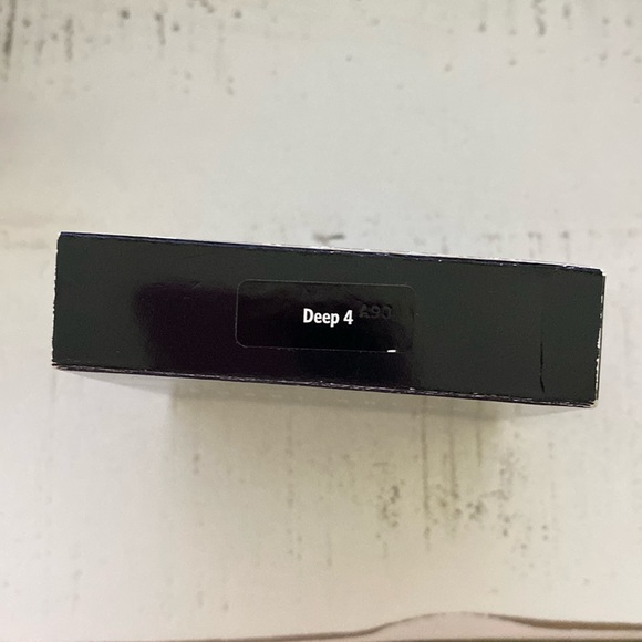 🆕 BOBBI BROWN Bronzing Powder (Deep 4) - Picture 11 of 11